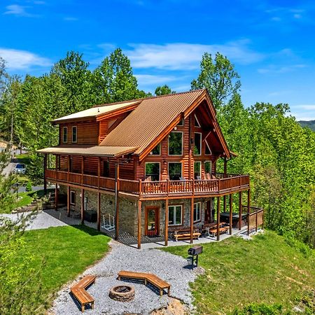 Ridge View Lodge Nature And Mountain View - Hot Tub - Firepit - Yard - Games Gatlinburg Kültér fotó