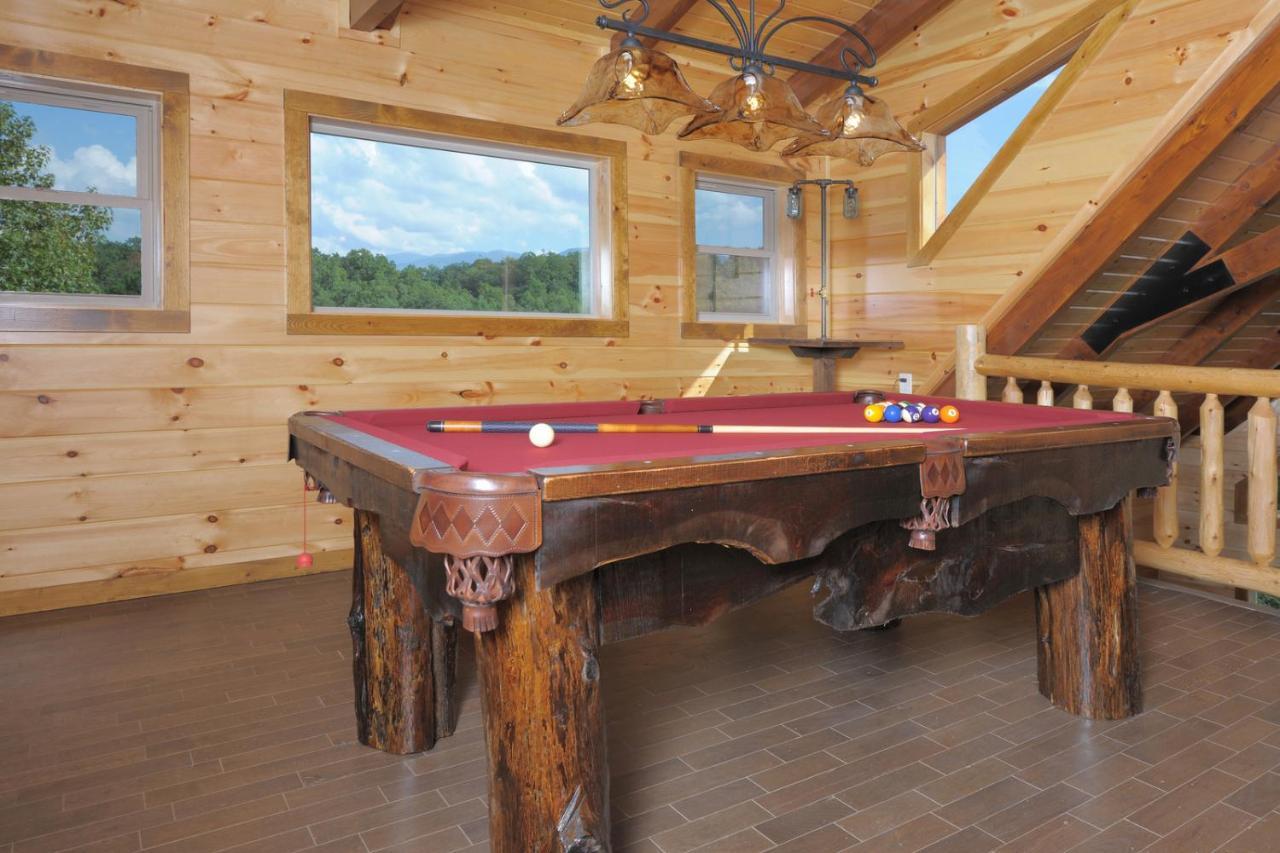 Ridge View Lodge Nature And Mountain View - Hot Tub - Firepit - Yard - Games Gatlinburg Kültér fotó