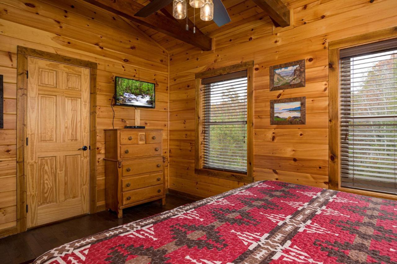 Ridge View Lodge Nature And Mountain View - Hot Tub - Firepit - Yard - Games Gatlinburg Kültér fotó