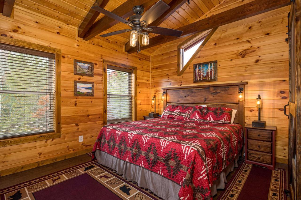 Ridge View Lodge Nature And Mountain View - Hot Tub - Firepit - Yard - Games Gatlinburg Kültér fotó